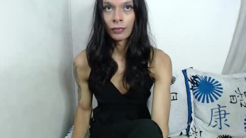 tinaa_williams online show from October 25, 2025, 5:15 am