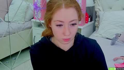 Tina online show from November 27, 2025, 3:52 am