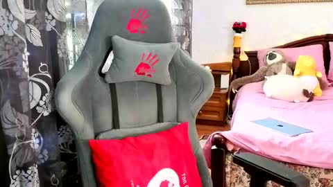 Tina online show from February 20, 2026, 6:19 am