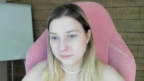 Snapshot of tinaburton chatting on July 15, 2026, 4:34 pm TinaBurton online show from July 15, 2026, 4:34 pm