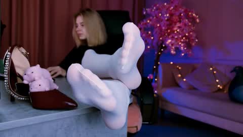 Tina Davil online show from October 8, 2025, 9:07 am