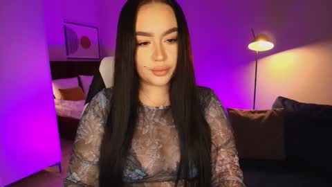 hi im curvy babyface girlie Tina online show from February 18, 2026, 8:21 am