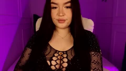 hi im curvy babyface girlie Tina online show from March 16, 2026, 8:07 am