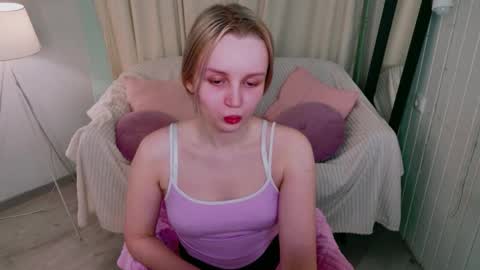Snapshot of tinasiner chatting on April 13, 2026, 4:34 pm tinasiner online show from April 13, 2026, 4:34 pm