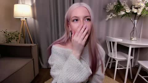 Annie online show from October 22, 2025, 10:42 pm