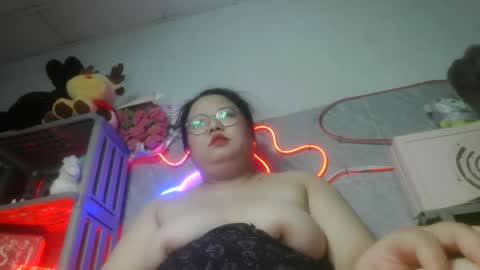 Snapshot of tini_bei chatting on May 23, 2026, 4:00 pm tini_bei online show from May 23, 2026, 4:00 pm