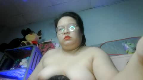 Snapshot of tini_bei chatting on June 22, 2026, 3:53 pm tini_bei online show from June 22, 2026, 3:53 pm
