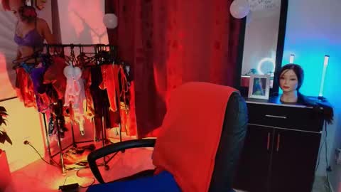 I AM BELLA  ----------- follow my  IG  TINNS 69 online show from December 3, 2025, 2:08 am