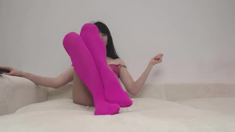 Snapshot of tinnysexygirl chatting on March 2, 2025, 9:42 am MissMagicLegs online show from March 2, 2025, 9:42 am