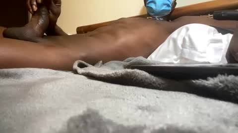 Snapshot of tino1roy chatting on March 10, 2025, 5:22 am tino1roy online show from March 10, 2025, 5:22 am