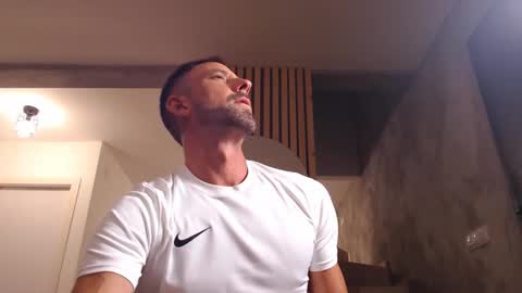 tinoclandestino online show from February 2, 2025, 6:10 pm