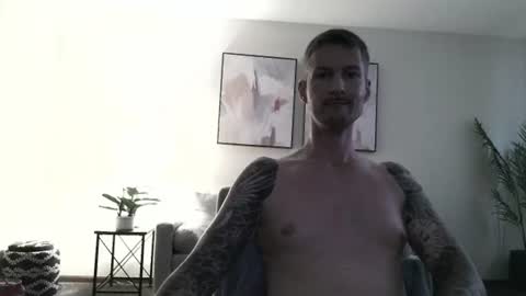 Snapshot of tinojetset069 chatting on July 31, 2026, 11:37 pm tinojetset069 online show from July 31, 2026, 11:37 pm