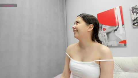 Snapshot of tiny__juju chatting on May 18, 2026, 4:07 am JuJu online show from May 18, 2026, 4:07 am