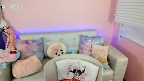 tiny_cora online show from March 30, 2026, 4:41 pm