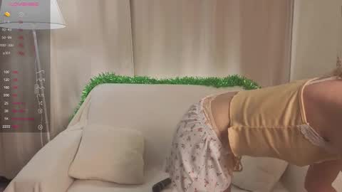 Lily online show from January 8, 2026, 5:04 pm