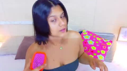 Snapshot of tiny_whore18 chatting on July 9, 2026, 8:40 am tiny_whore18 online show from July 9, 2026, 8:40 am