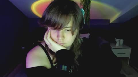 Ann online show from September 19, 2025, 9:15 pm
