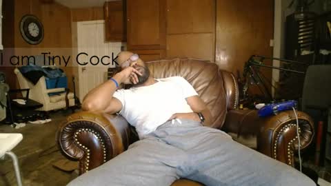 Snapshot of tinycock_1979 chatting on May 27, 2026, 6:32 am tinycock_1979 online show from May 27, 2026, 6:32 am