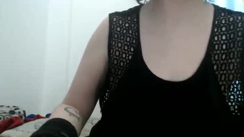 tinyslut66 online show from May 23, 2026, 9:35 am