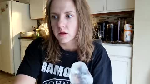 Snapshot of tinywithtiddies chatting on October 18, 2025, 1:12 pm tinywithtiddies online show from October 18, 2025, 1:12 pm