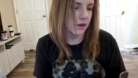 tinywithtiddies online show from January 17, 2026, 5:34 am