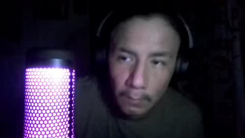tinywolf0009 online show from May 8, 2026, 9:14 am