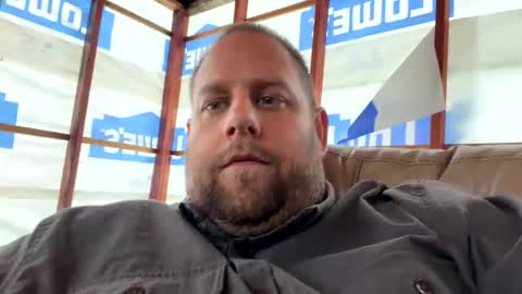 Snapshot of tipman84 chatting on May 27, 2026, 10:40 pm C online show from May 27, 2026, 10:40 pm