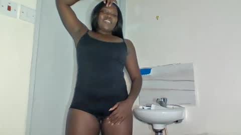 Snapshot of tipsynsassy chatting on June 25, 2026, 8:46 pm tipsynsassy online show from June 25, 2026, 8:46 pm