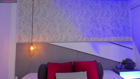 Tisha online show from November 25, 2025, 10:21 pm