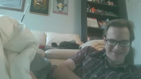 Snapshot of titlovercums chatting on December 17, 2025, 1:50 pm titlovercums online show from December 17, 2025, 1:50 pm