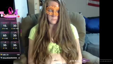 Tittygirl8 online show from September 14, 2025, 5:01 pm