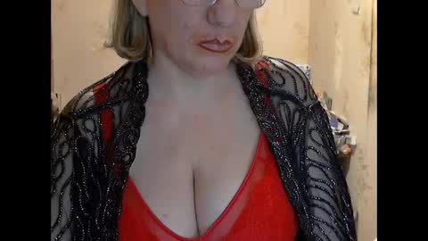 tittylina online show from December 19, 2024, 5:51 am