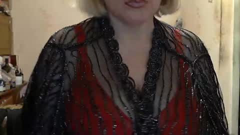 tittylina online show from February 2, 2025, 9:23 pm