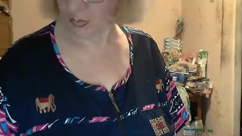 tittylina online show from February 3, 2025, 12:25 am