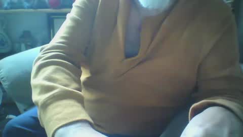 tittyloverr69 online show from December 12, 2024, 4:43 pm