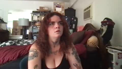 formerly bigtittygothwhore online show from April 29, 2026, 2:43 pm