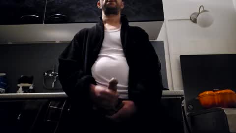 tjinka online show from November 16, 2025, 10:04 pm