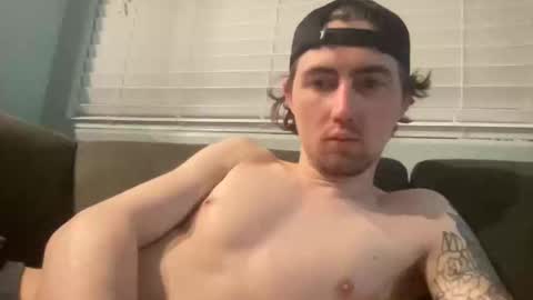 Snapshot of tlayne410 chatting on February 20, 2025, 6:06 am tlayne410 online show from February 20, 2025, 6:06 am