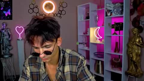 tobi_yours online show from September 20, 2025, 12:11 am