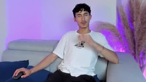 Tobias  online show from October 21, 2025, 8:31 pm