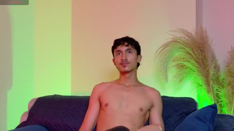 Tobias  online show from November 4, 2025, 12:26 pm