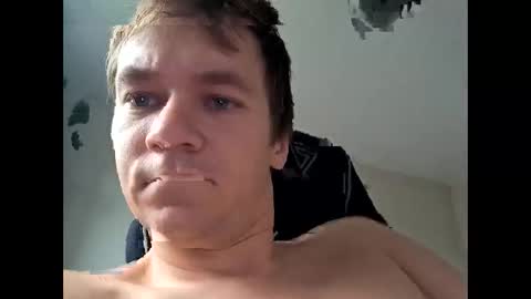 tobiasz950215 online show from October 27, 2025, 9:02 am