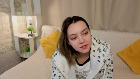 Lin online show from April 4, 2026, 5:27 am