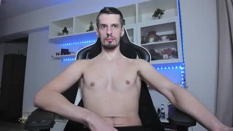 Todd online show from December 18, 2025, 11:33 pm