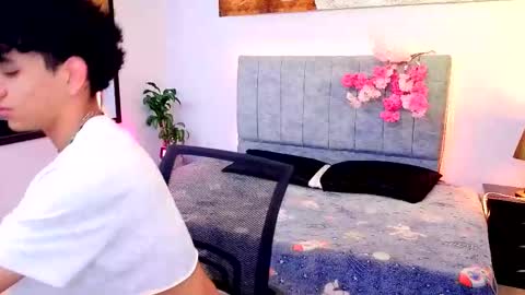 todoroki_g online show from October 7, 2025, 11:40 am