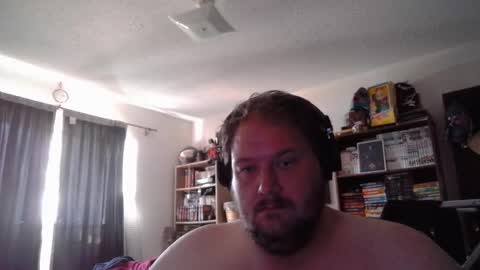 Snapshot of toede_0 chatting on September 17, 2025, 6:09 pm Toede online show from September 17, 2025, 6:09 pm