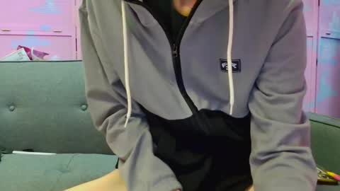 toesandhoney online show from January 10, 2025, 8:15 pm