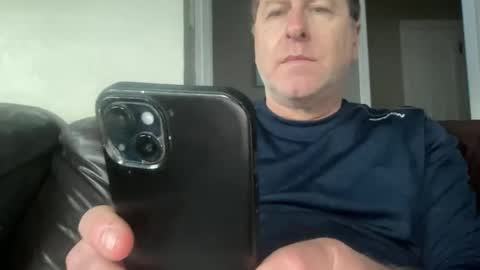 Joshua1983 online show from January 2, 2025, 11:06 pm