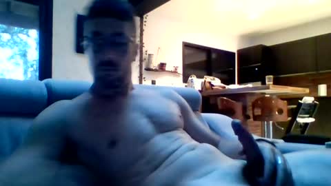 toinouillou9813 online show from July 15, 2026, 7:08 pm