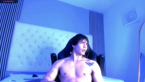 toji lee online show from November 18, 2025, 8:57 pm